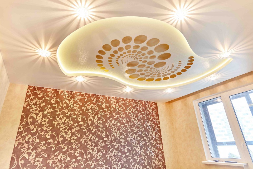 Заказать резные потолки apply в г. Волхов
